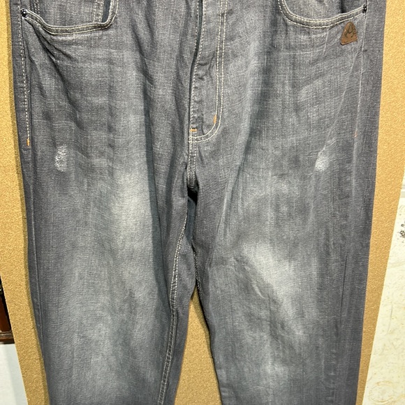 Akademiks men’s gray jeans (size 36x32) - Picture 3 of 10